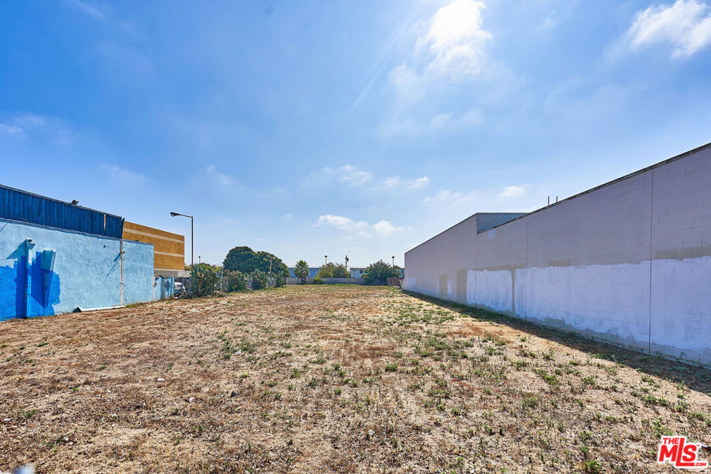 15930 S Western Avenue