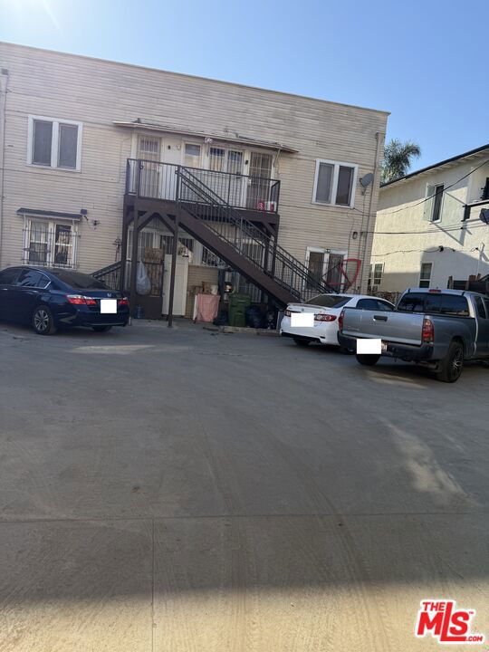 1438 Magnolia Avenue