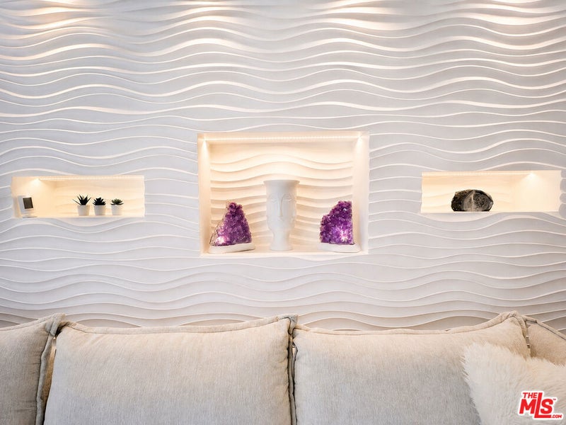 851 N San Vicente Boulevard 309