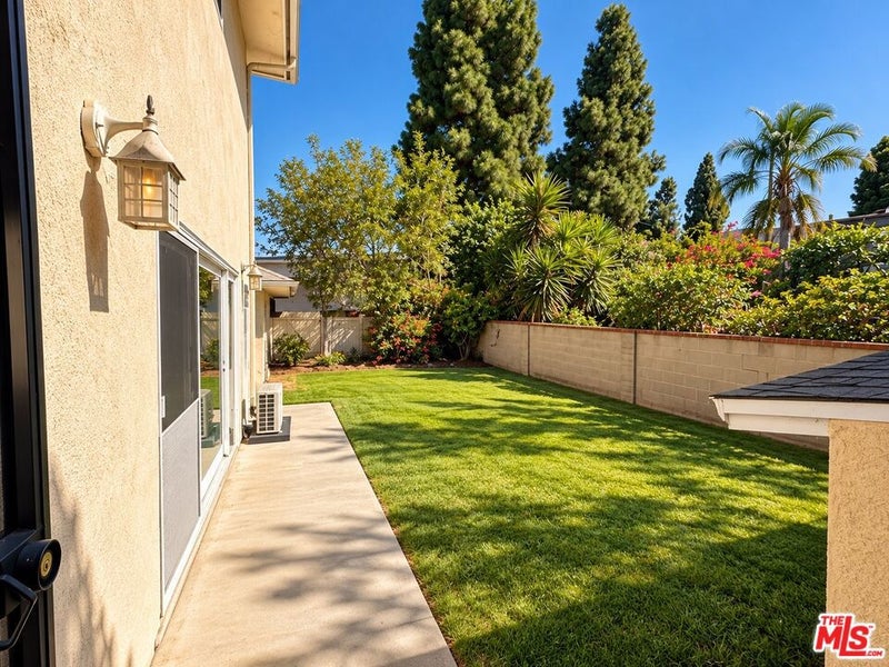 5446 Selmaraine Drive