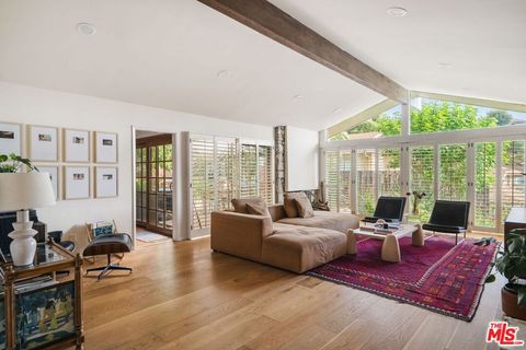 4748 Round Top Drive Los Angeles CA 90065