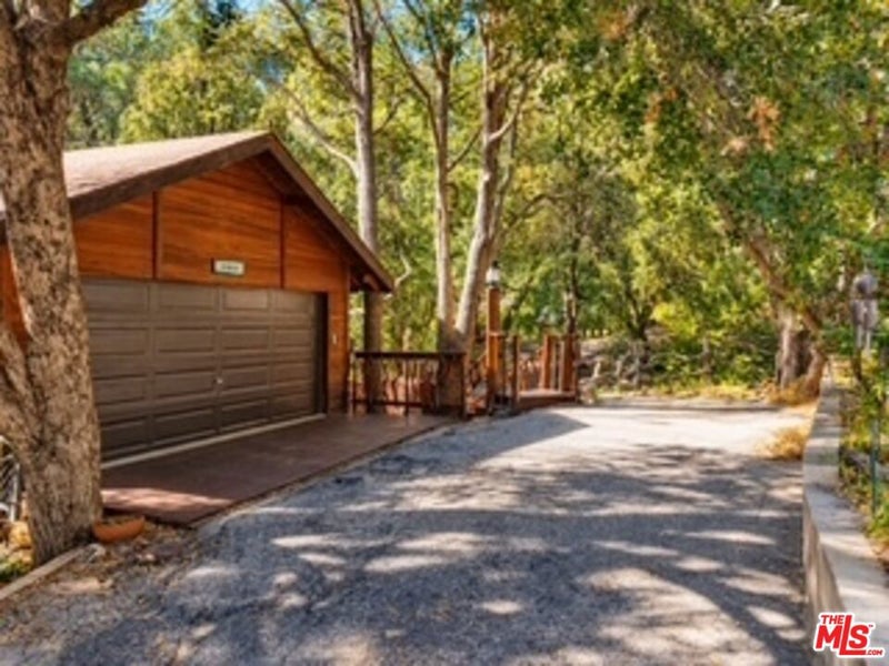 25033 Cascade Drive
