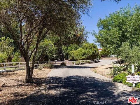 23760 Oakfield Road Hidden Hills CA 91302