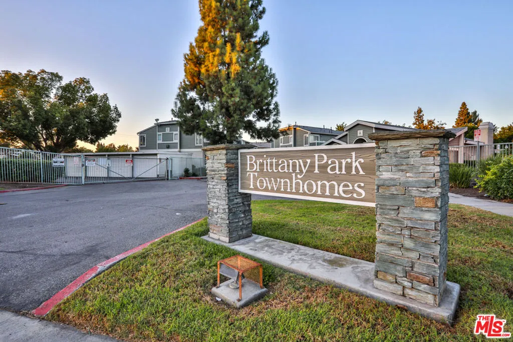 Ontario, California 91762, United States, 2 Bedrooms Bedrooms, ,3 BathroomsBathrooms,Residential,Active,234726