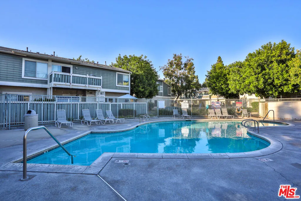 Ontario, California 91762, United States, 2 Bedrooms Bedrooms, ,3 BathroomsBathrooms,Residential,Active,234726