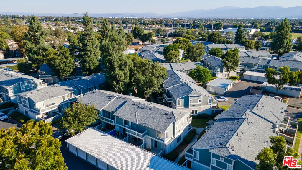 Ontario, California 91762, United States, 2 Bedrooms Bedrooms, ,3 BathroomsBathrooms,Residential,Active,234726