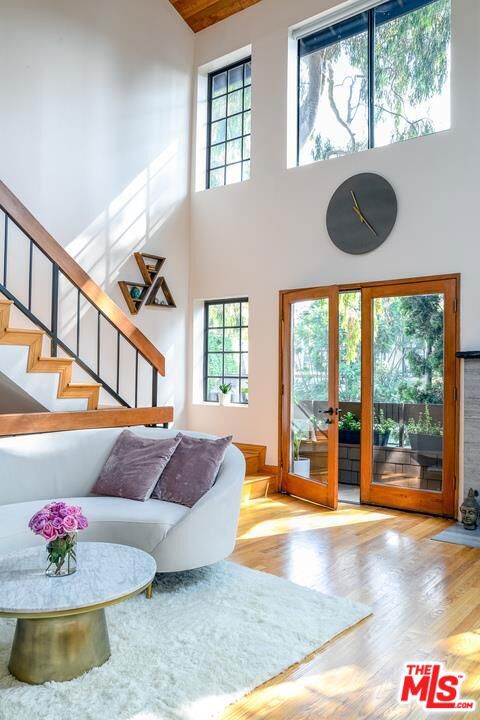 Properties 1 12815 Caswell Avenue 101
