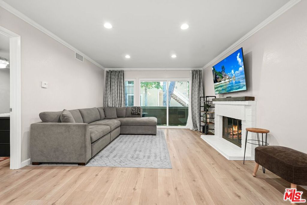 8726 Beckenham Lane A