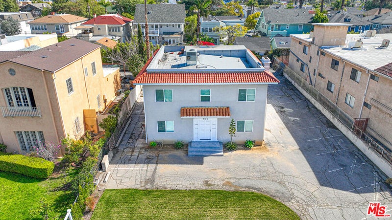 702 Crenshaw Boulevard
