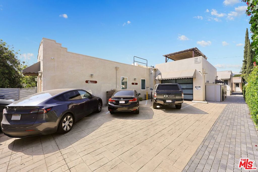 4129 Chevy Chase Drive