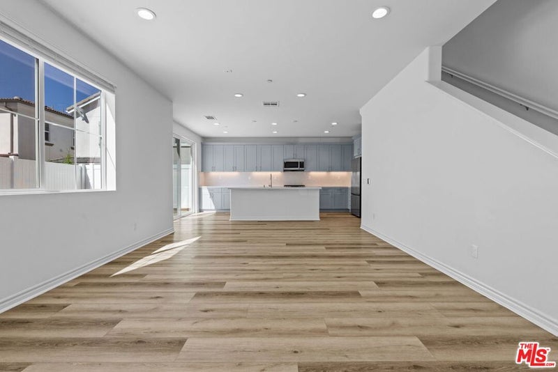 5739 Westmont Lane