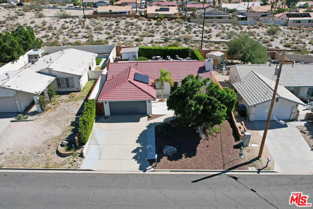 9524 Santa Cruz Road