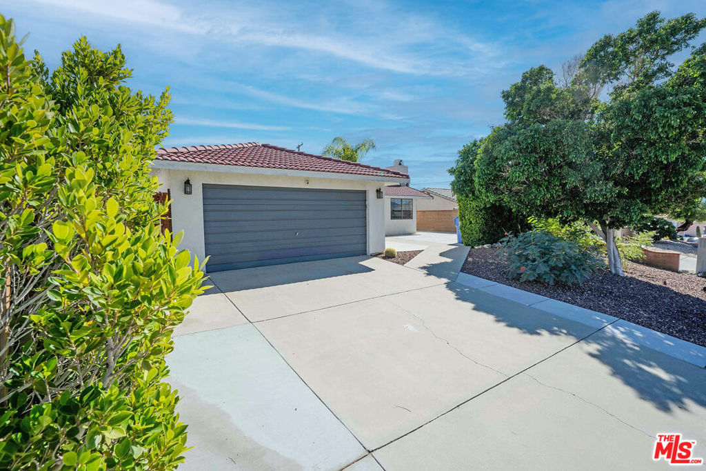 9524 Santa Cruz Road