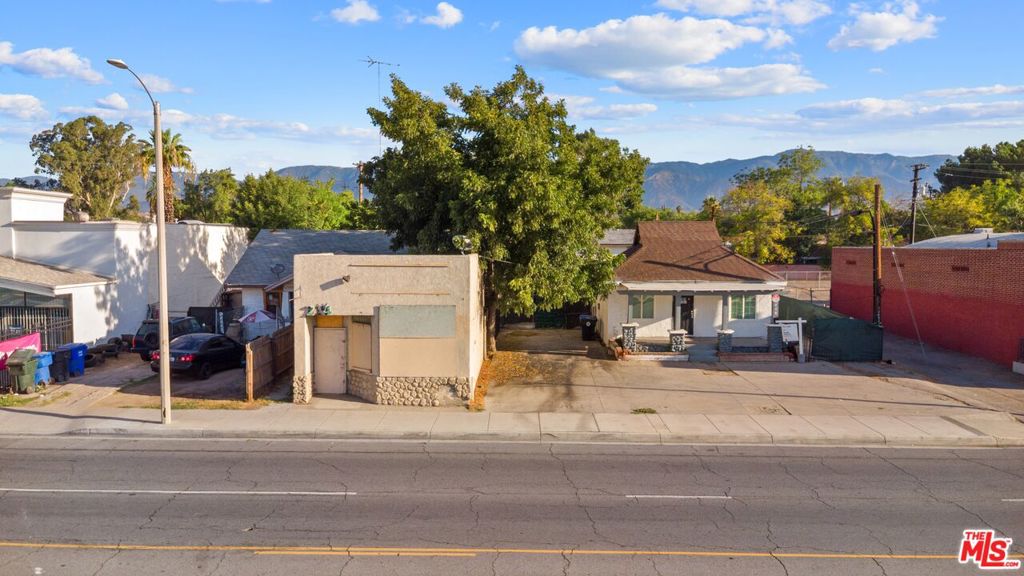 214 E Base Line Street