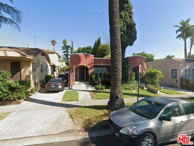 2101 Hillhurst Avenue