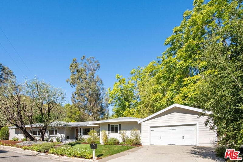 4901 Palo Drive