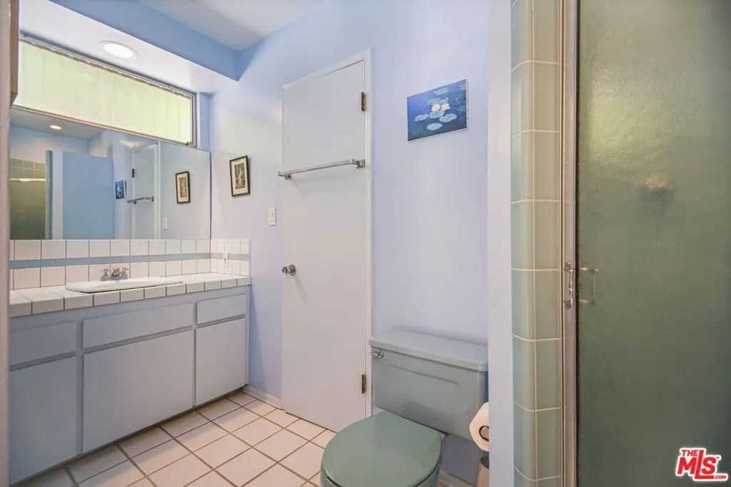 Los Angeles, California 90049, United States, 4 Bedrooms Bedrooms, ,4 BathroomsBathrooms,Residential,Active,133618