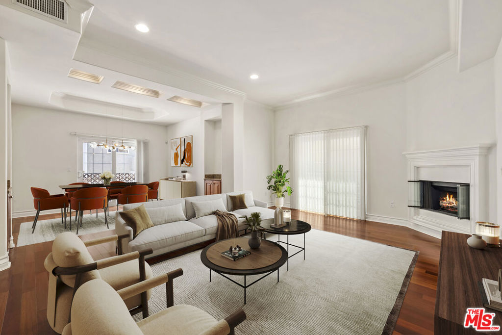 1804 S Barrington Avenue D