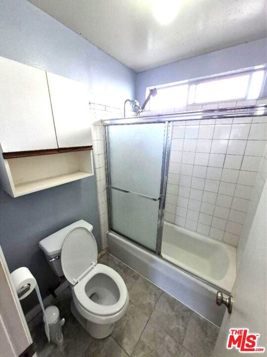 2501 W Redondo Beach Boulevard 324