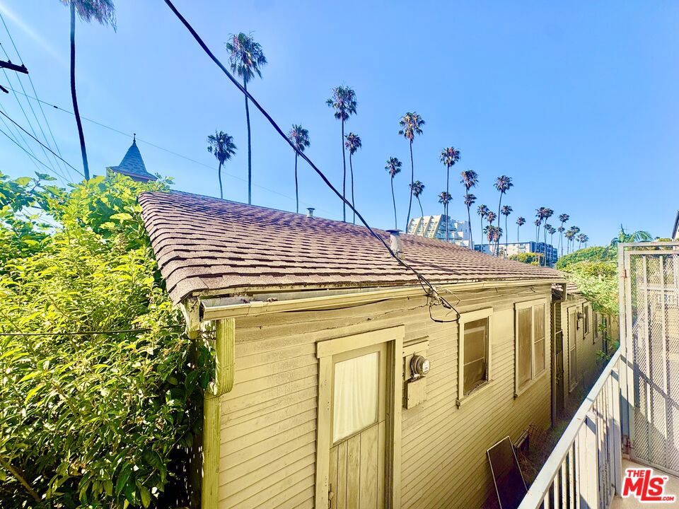 2005 4th Street