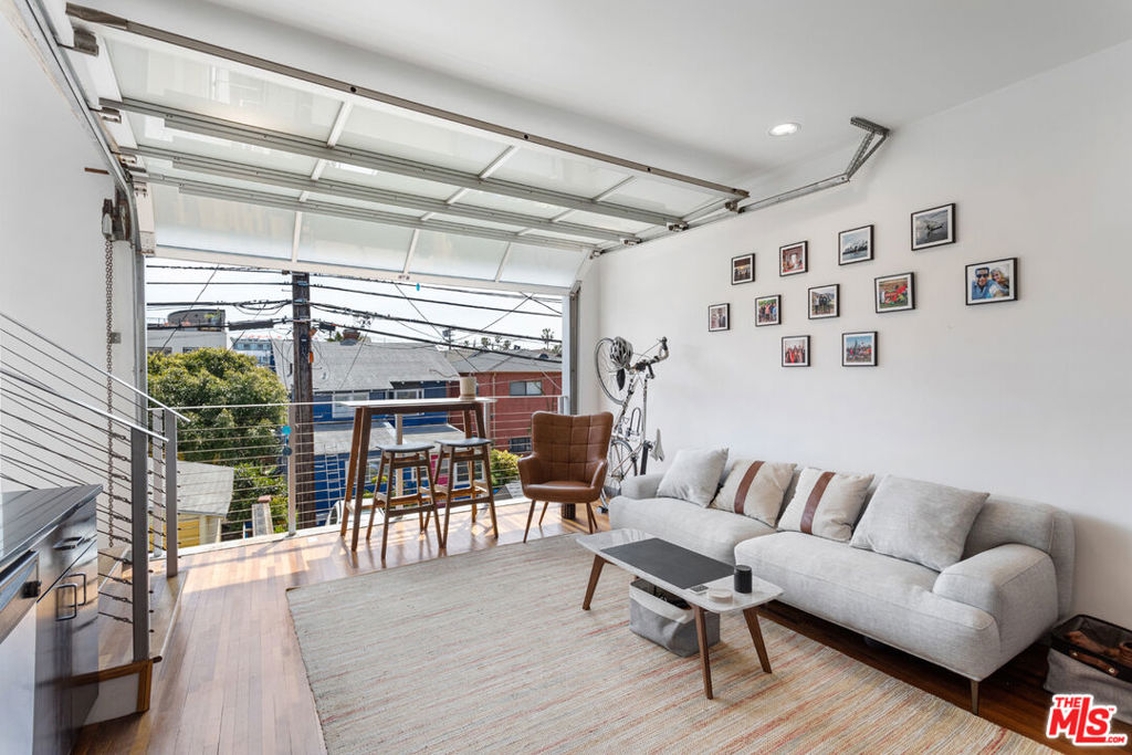 24 Westminster Avenue 2