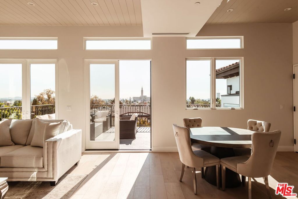 10725 Ashton Avenue 401