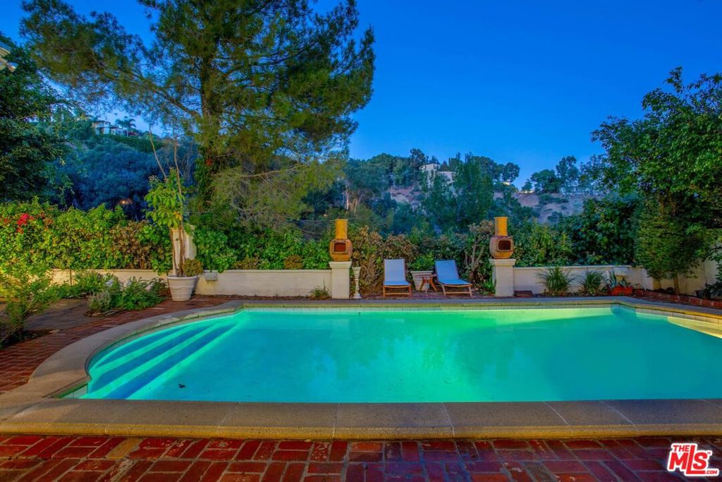 10213 Cielo Drive