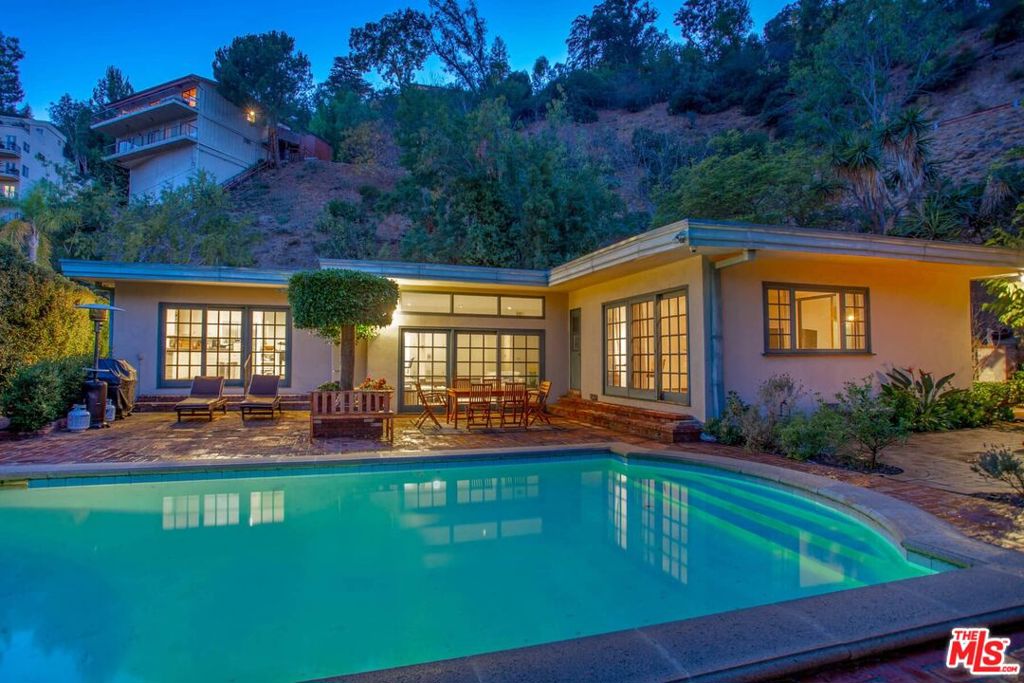 10213 Cielo Drive