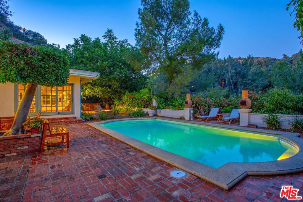 10213 Cielo Drive
