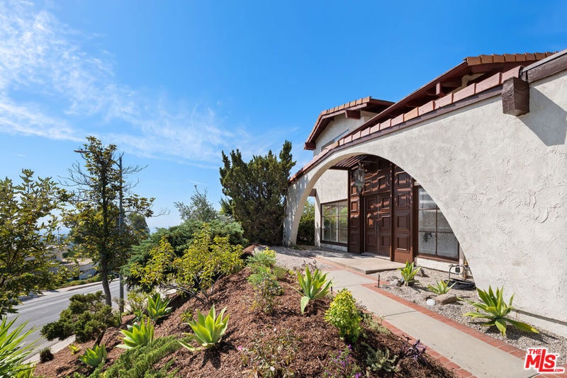 2537 Cordelia Road