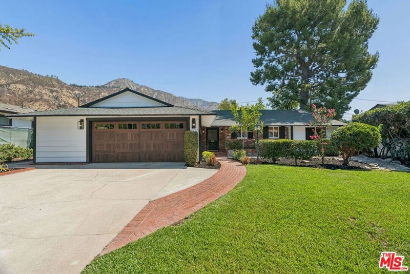 1920 N Altadena Drive