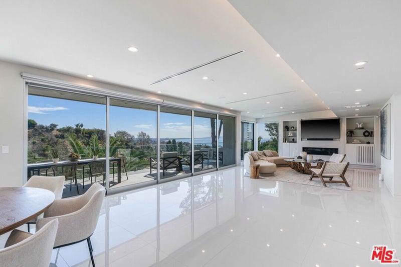 822 El Oro Lane