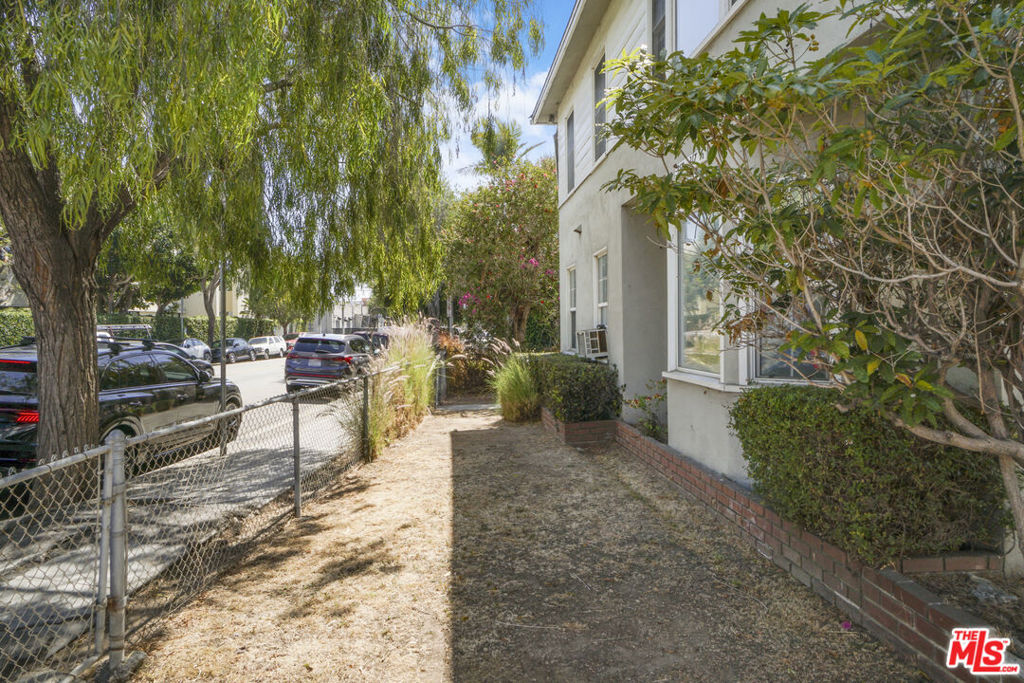 315 Rose Avenue