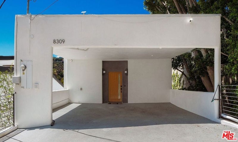 8309 Yucca Trail