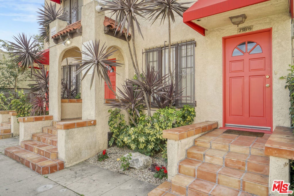 716 W 30th Street