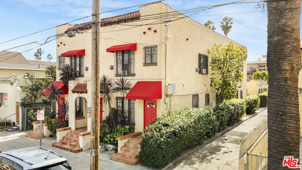 716 W 30th Street