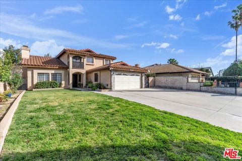 9322 Columbus Avenue North Hills CA 91343