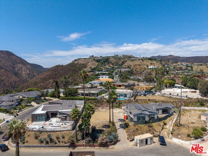 16915 Enchanted Place