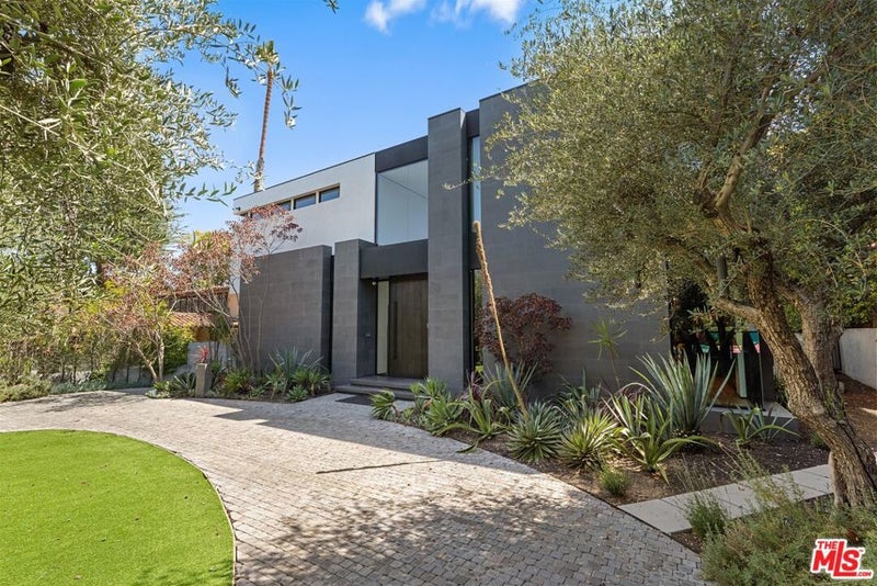 809 N Rexford Drive