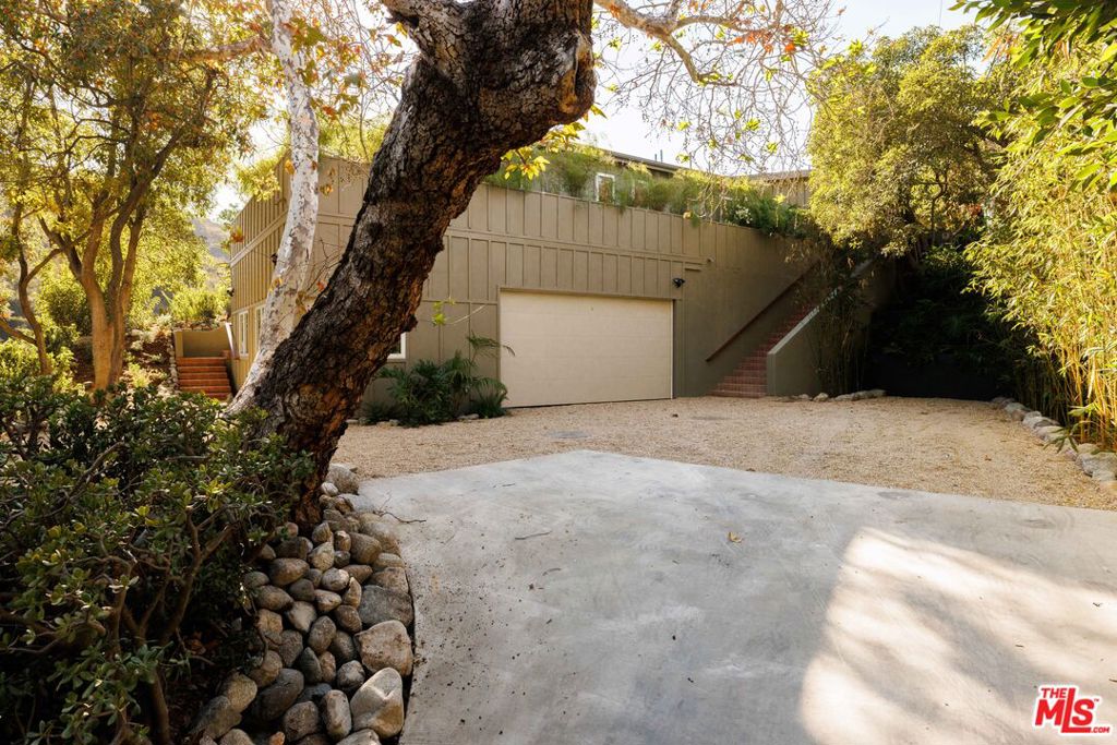 8141 Cornett Drive