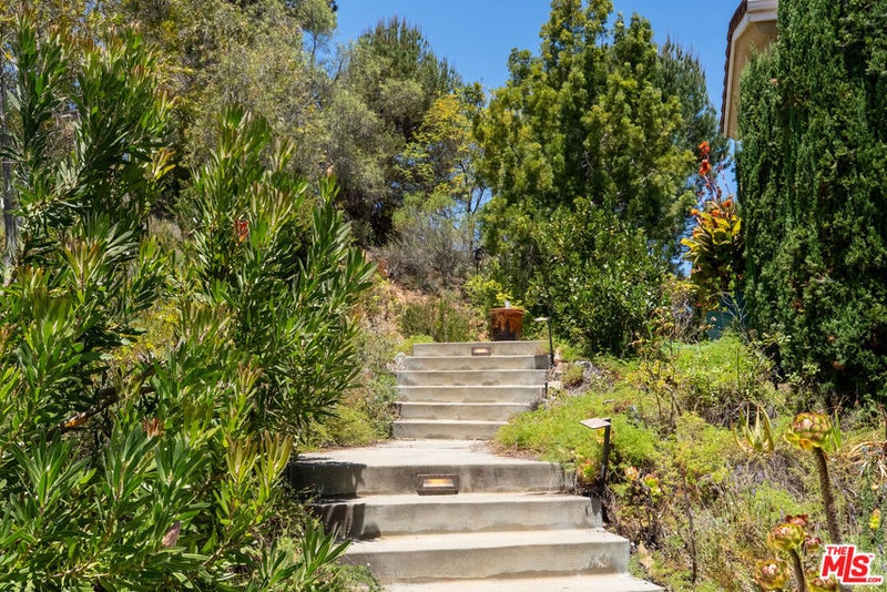 4476 Fallsbrae Road