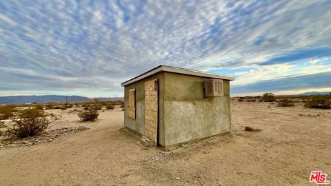 Photo of 660 High Noon Road, Twentynine Palms, CA 92277 (MLS # 26852551)