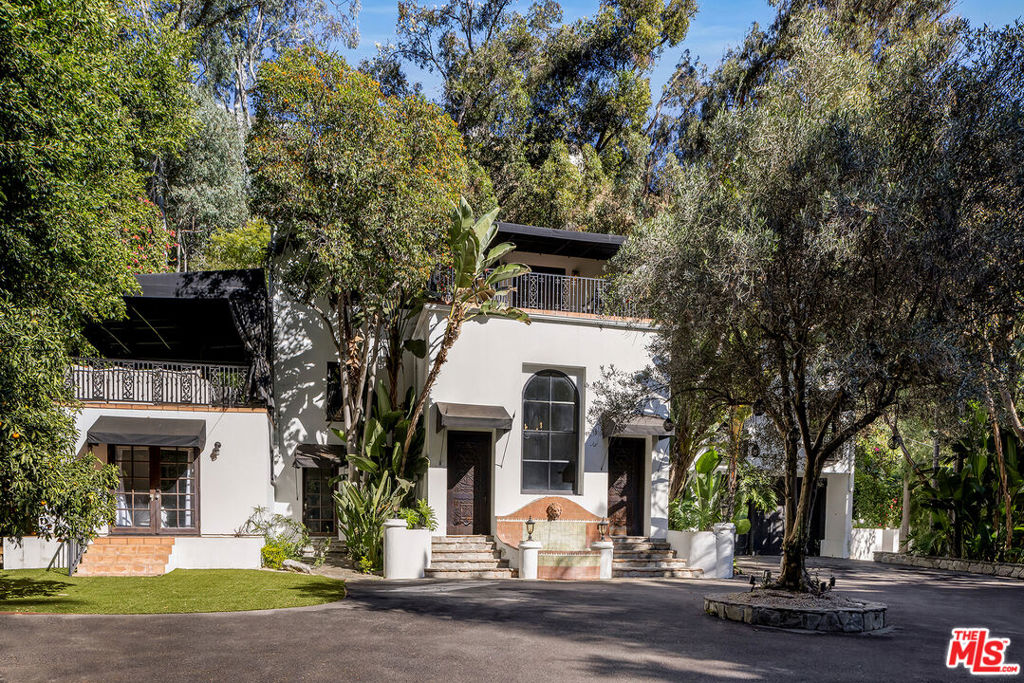 1930 Laurel Canyon Boulevard