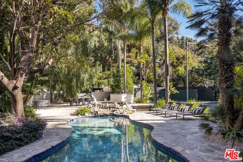 1930 Laurel Canyon Boulevard Los Angeles CA 90046