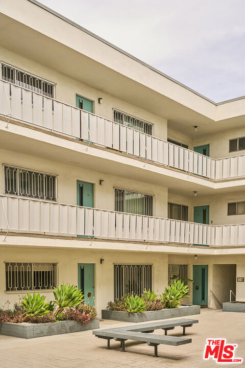 4343 Finley Avenue 4