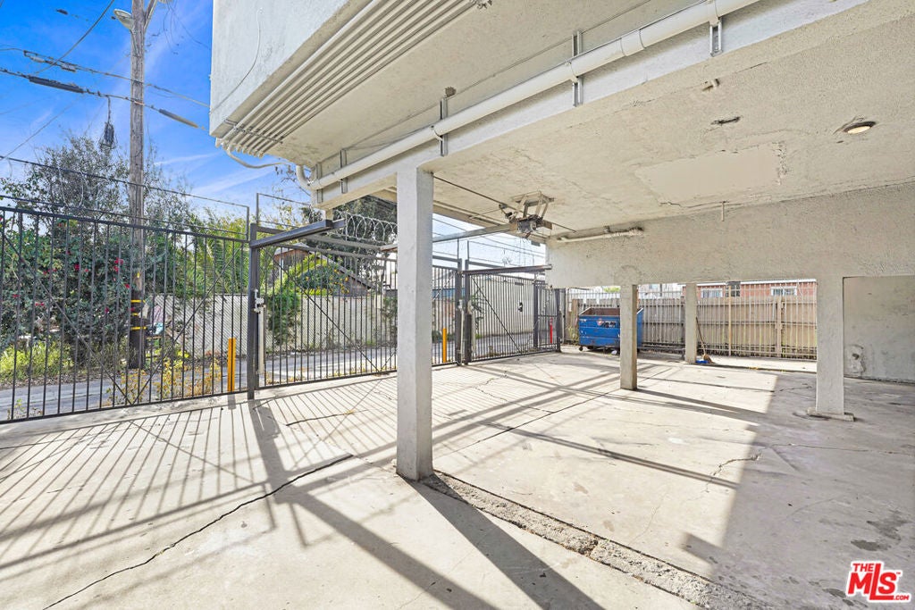 1320 W 97th Street