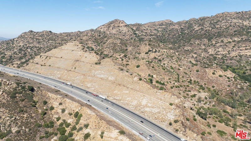 0 0