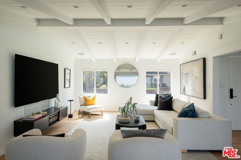 3109 Dona Susana Drive