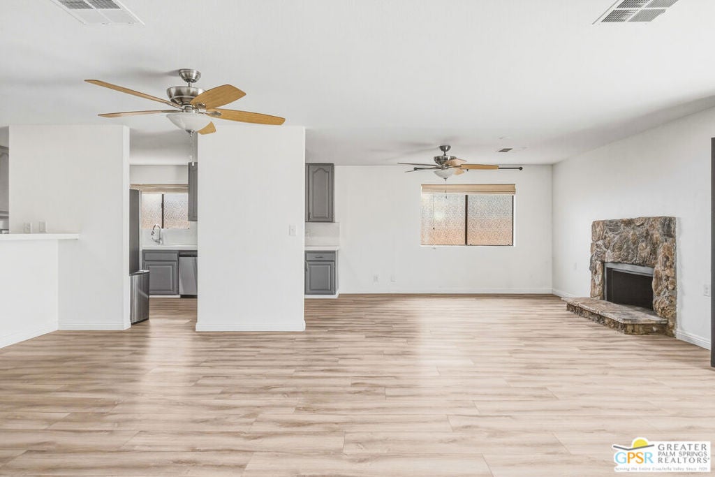 52925 Avenida Vallejo
