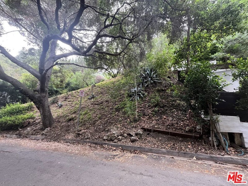 10074 Westwanda Drive